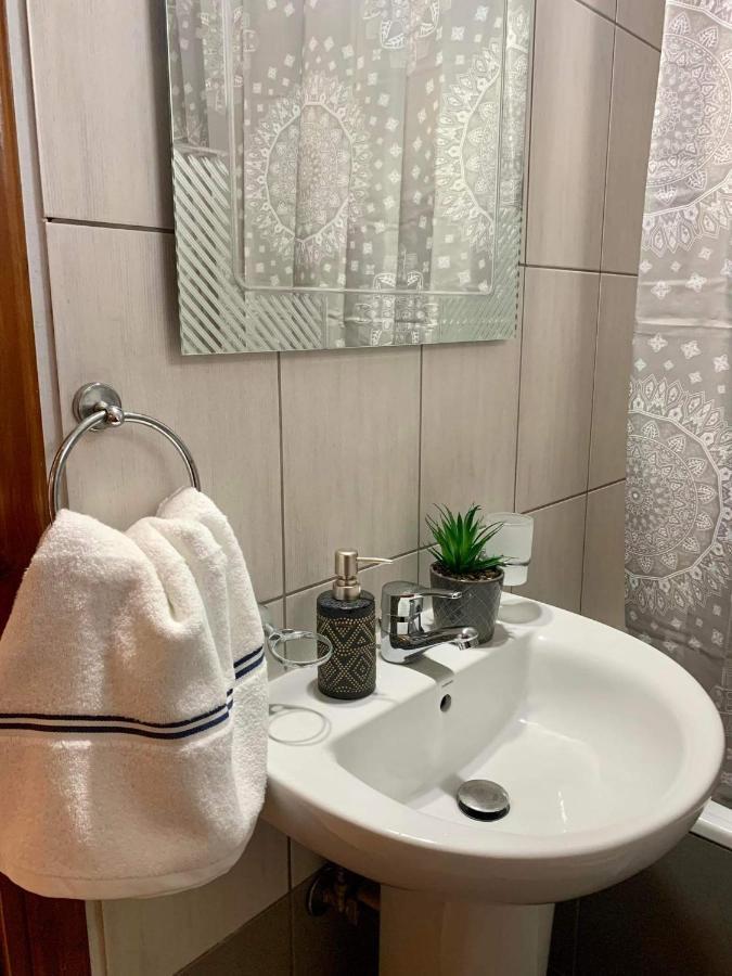 Athinas Apartment 리메나스 외부 사진
