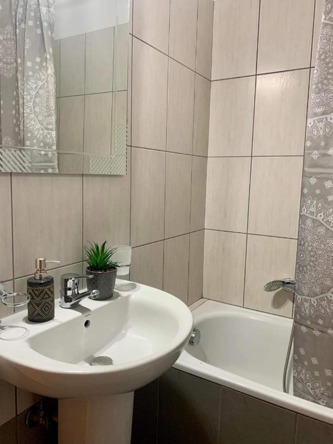 Athinas Apartment 리메나스 외부 사진