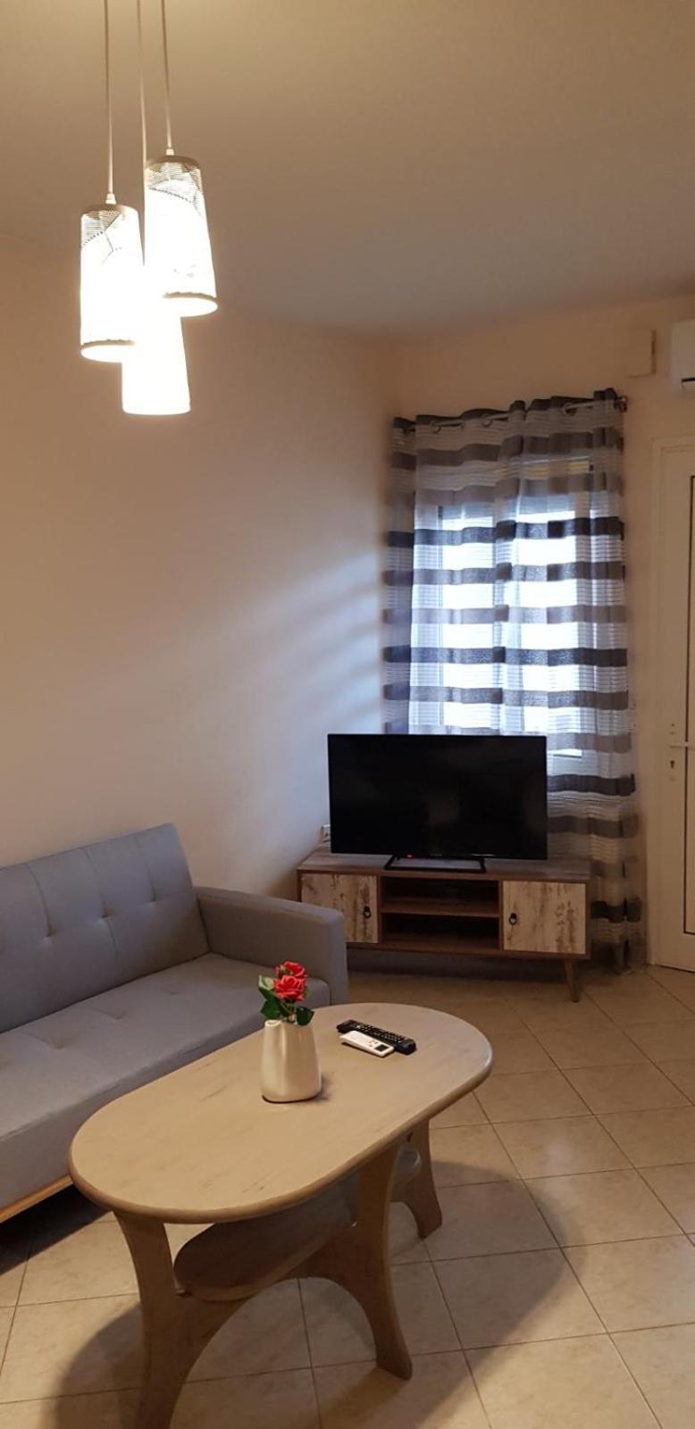 Athinas Apartment 리메나스 외부 사진