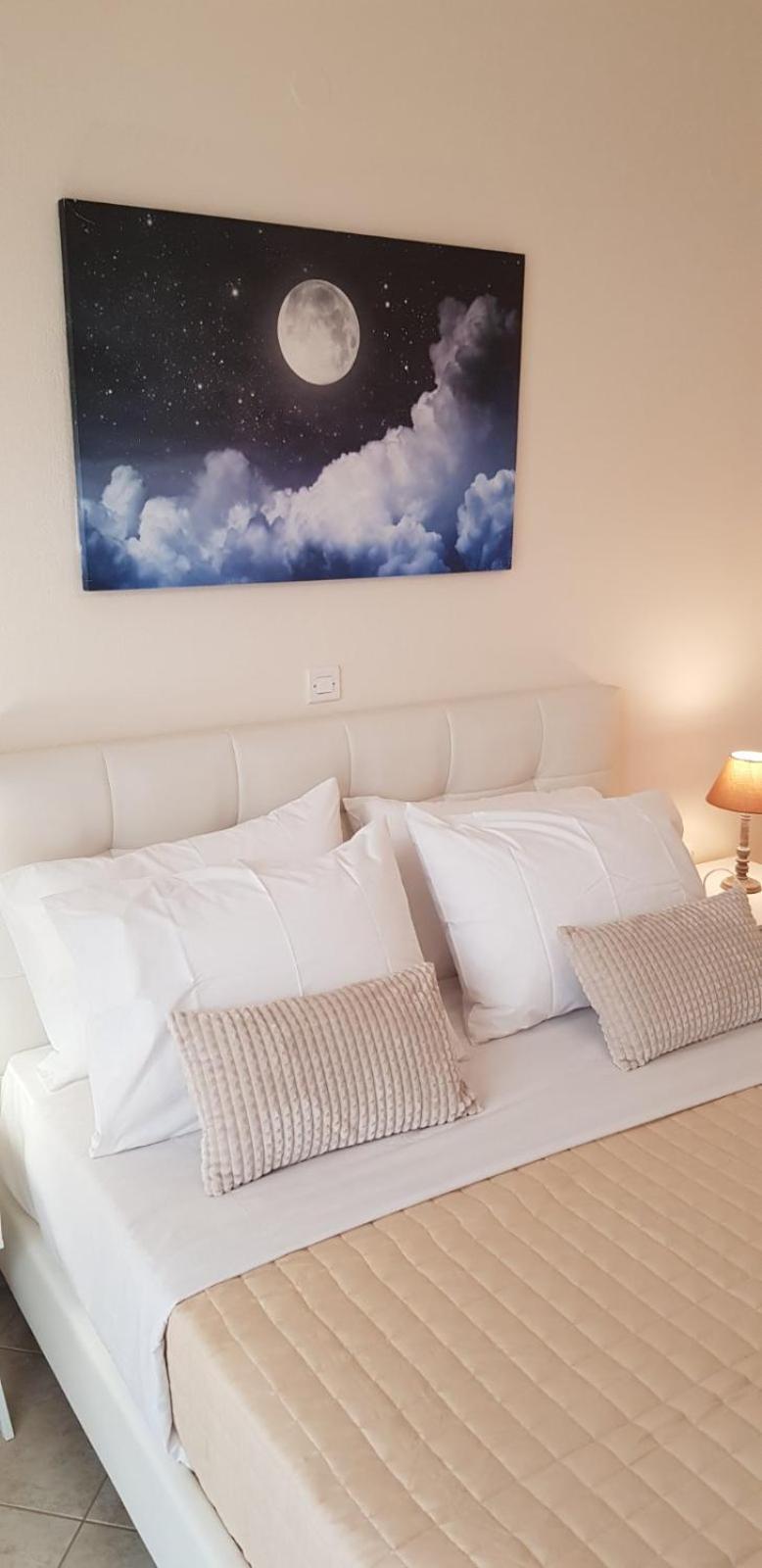 Athinas Apartment 리메나스 외부 사진